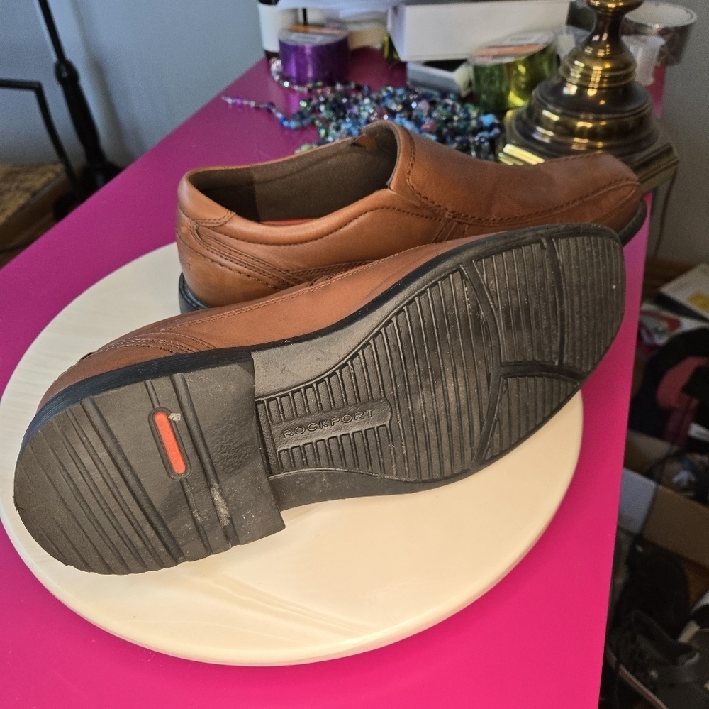 Men's Brown Leather Loafers - Picture 9 of 12